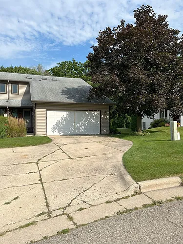 2664 Aberdeen Ct #2664 Photo 1