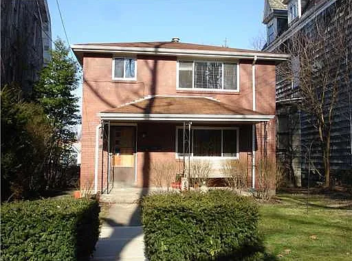 Building Photo 3