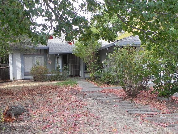 3rd image of 7950 La Coruna Dr