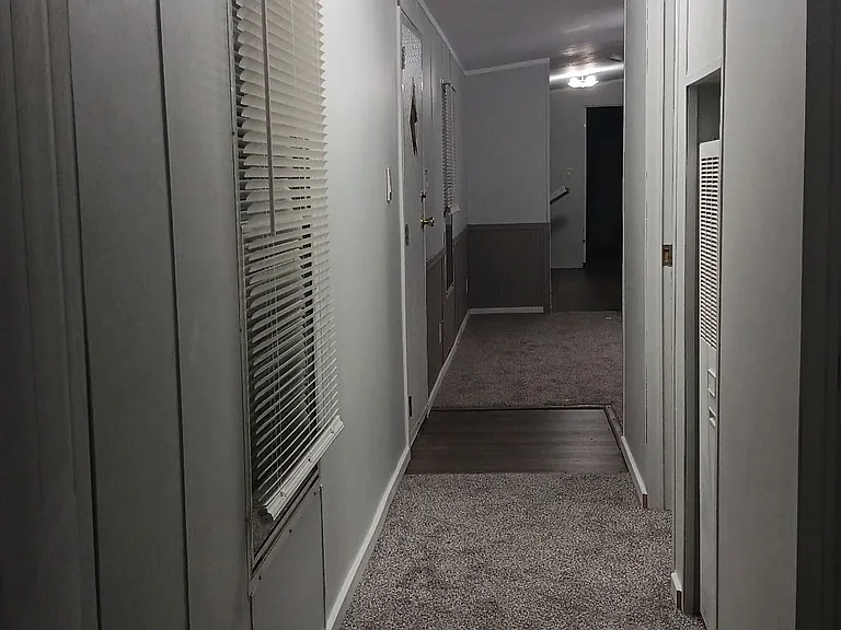 1109 N Alameda Rd — Photo 3