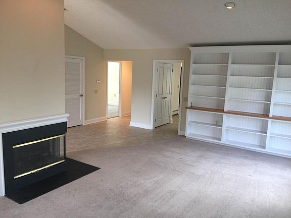 5th image of 28 Carmacks Way