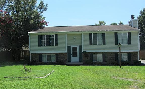 2nd image of 7138 Bridle Path