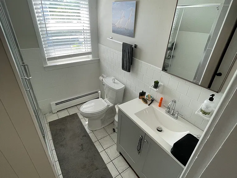 615 Wood St #2 — Photo 8
