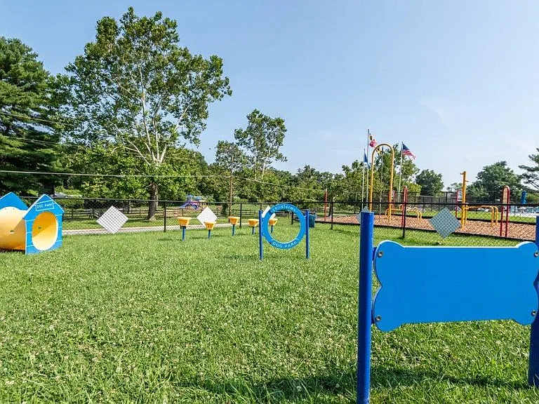 Arbors at Edenbridge Apartments and Townhomes — Photo 15