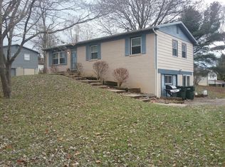 3352 W Starlight Dr, Connersville, IN