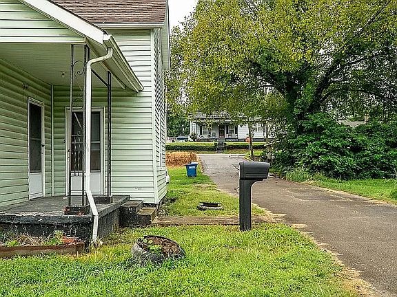 2nd image of 305 Bryson Ave