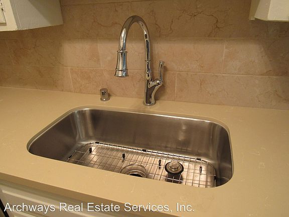 4th image of 7961 Willis Ave APT 01