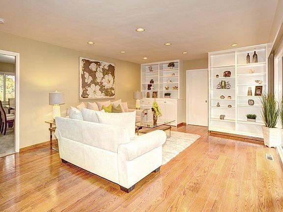 4th image of 1333 Ashwood Ct