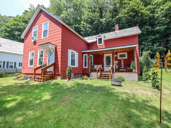 28 Spring Street, Hinsdale, NH 03451
