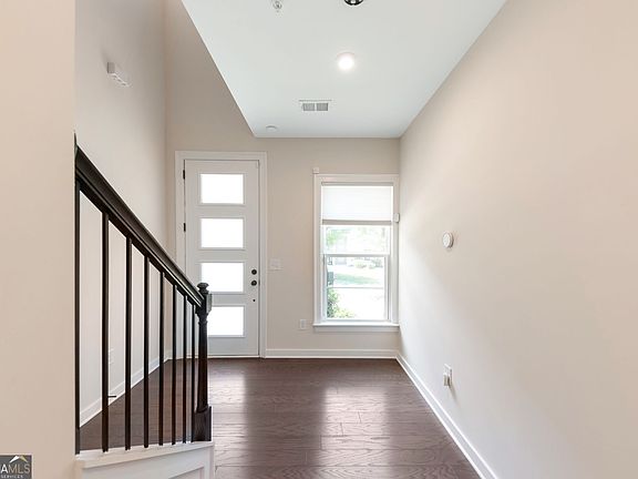 4th image of 2130 Holtz Ln