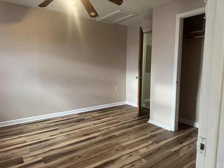 1604 Alton Rd — Photo 8