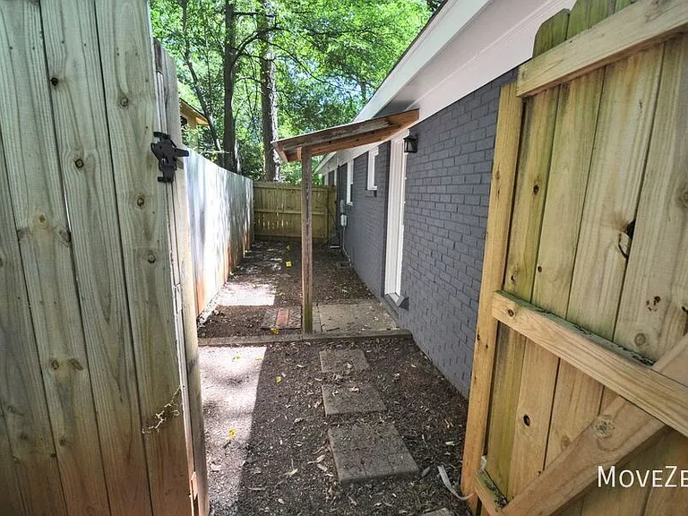 1500 Nassau Blvd — Photo 5