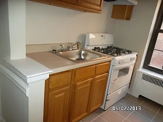 Sold by Manhattan Network Inc.