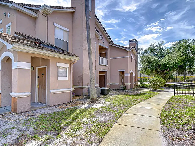 17942 Villa Creek Dr #17942 — Photo 52
