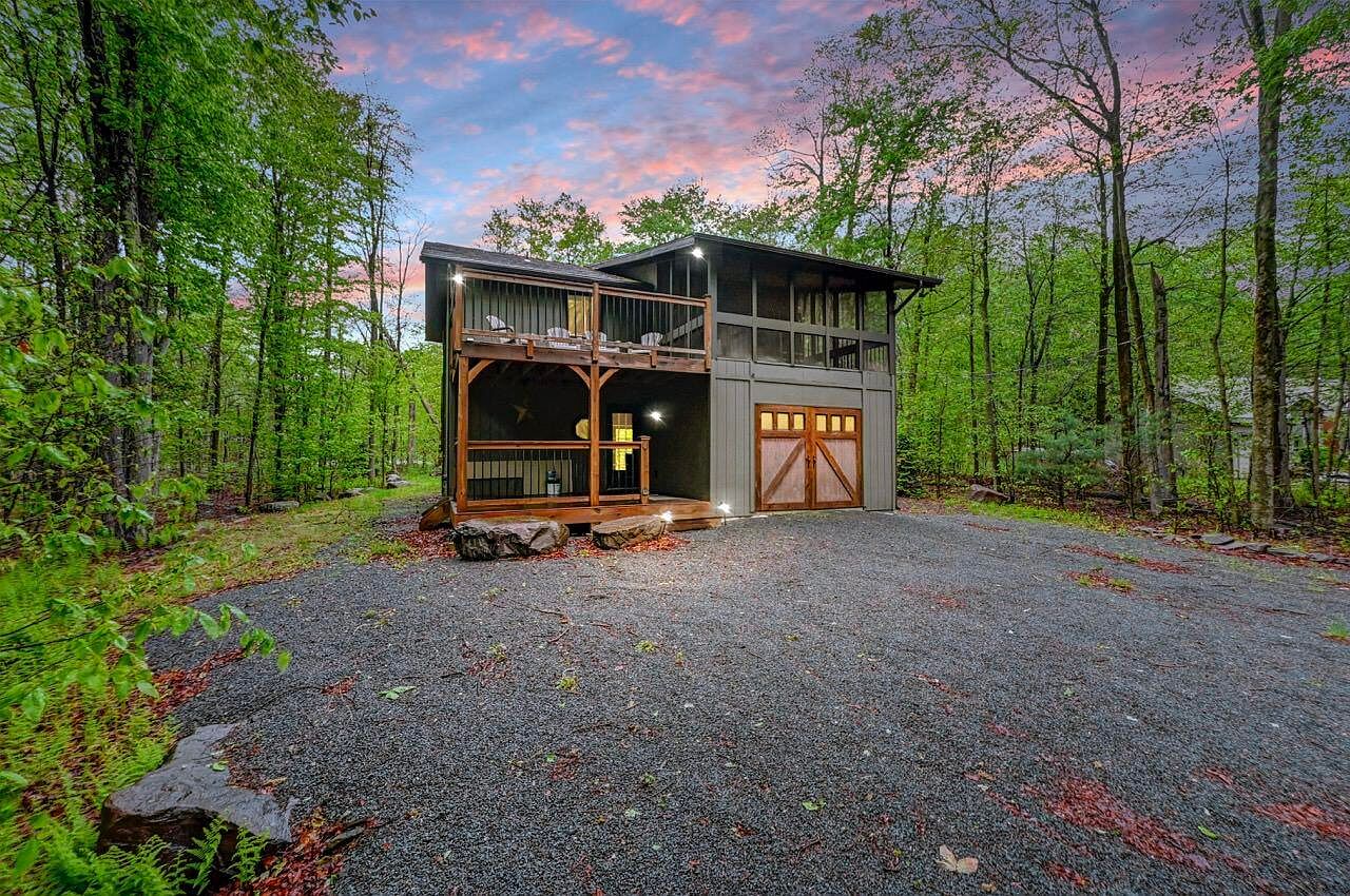 3207 Green Meadow Cir
