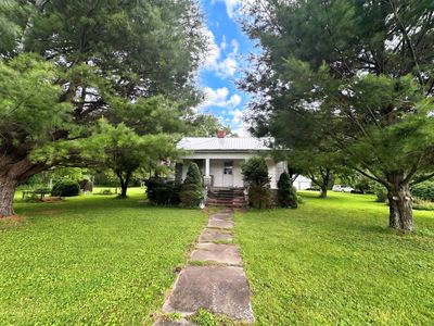 5350 Old Highway 50, Flora, IL, 62839