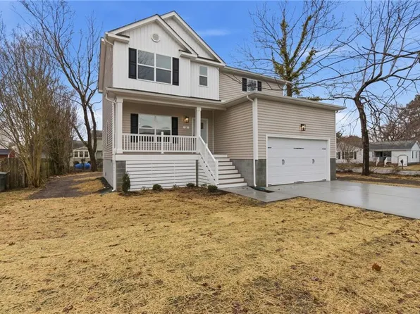 2 Tiffany Ln, Hampton, VA 23664