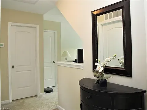 3008 Mirasol Ct — Photo 9