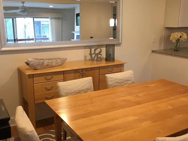 250 Sea Eagle Dr #7 — Photo 7
