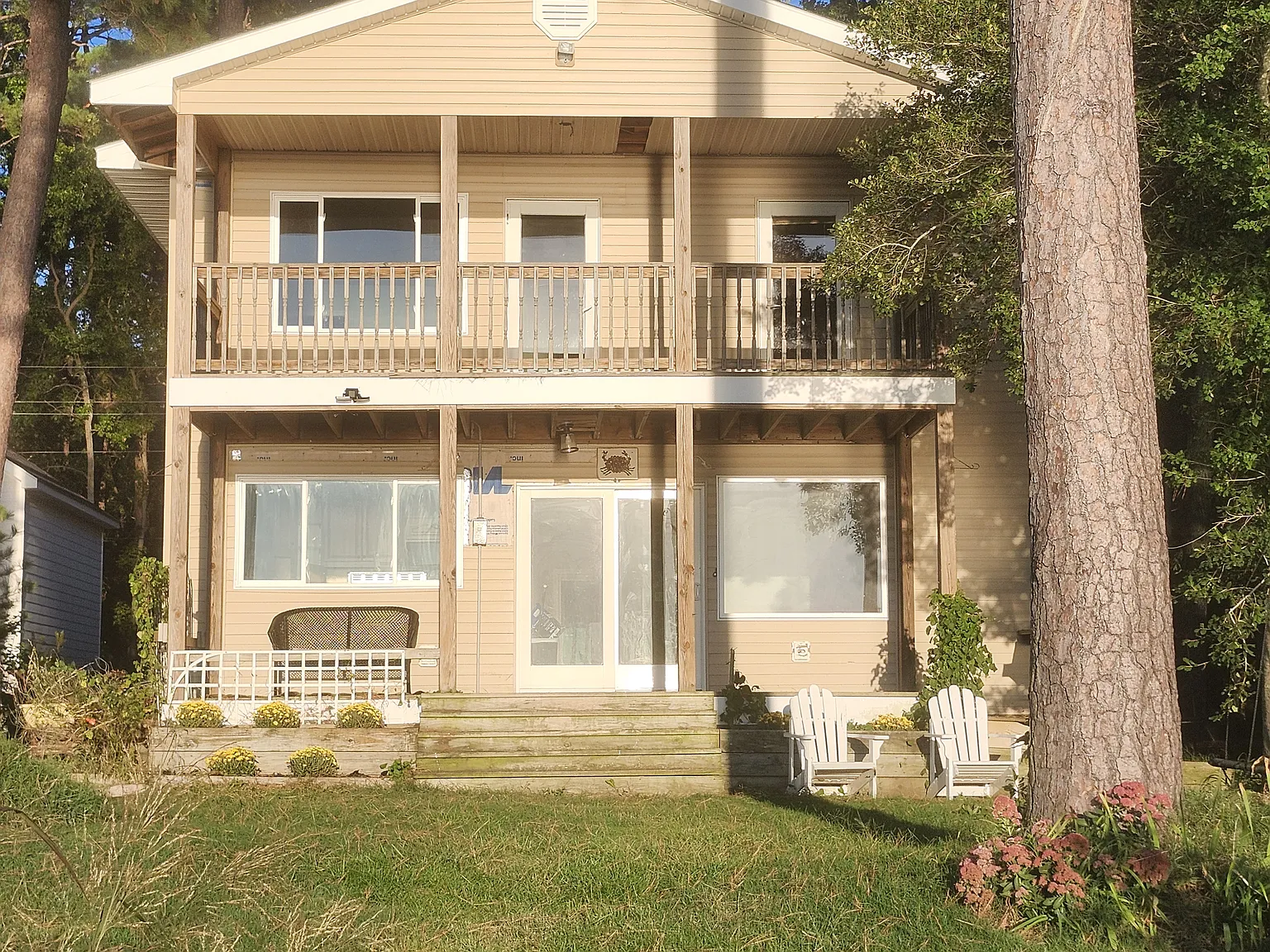 4 bed, 2200 sqft, $3,600 — Photo 1