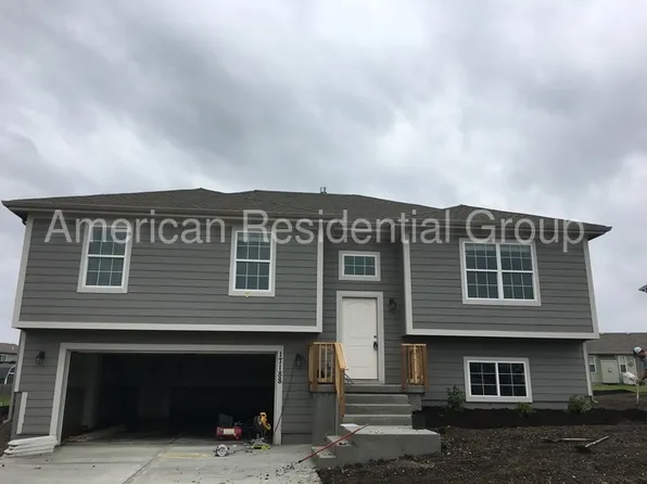 17188 S Kill Creek Rd, Gardner, KS 66030