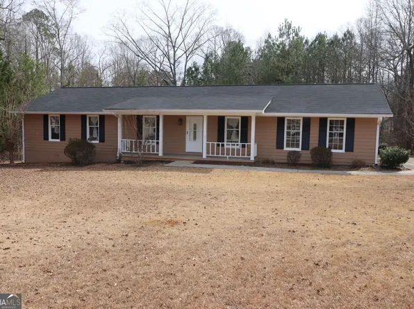 150 Bunny Ln, Fayetteville, GA 30215