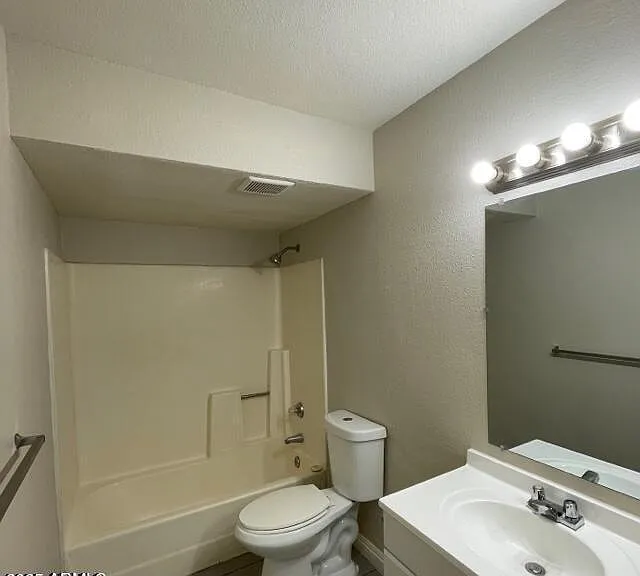 6617 W Ocotillo Rd #101 — Photo 10