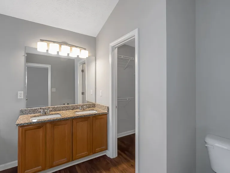 401 Edgewood Dr — Photo 18