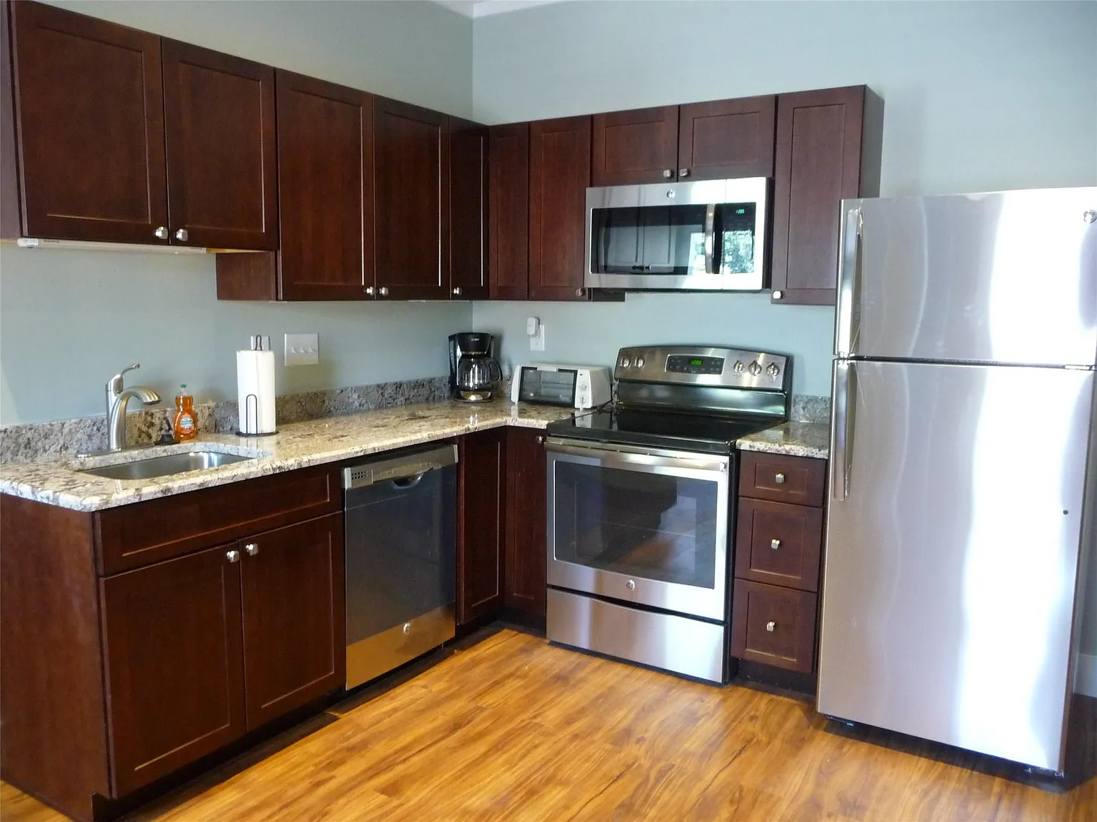 1 bed, 1.0 bath, 550 sqft, $1,499 — Photo 3