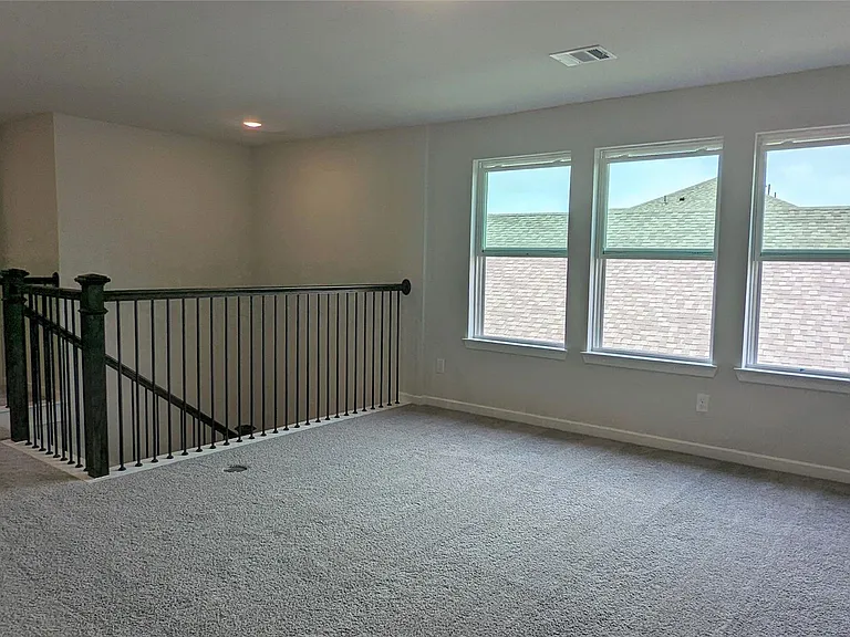 18606 Albany Bay Ln — Photo 25