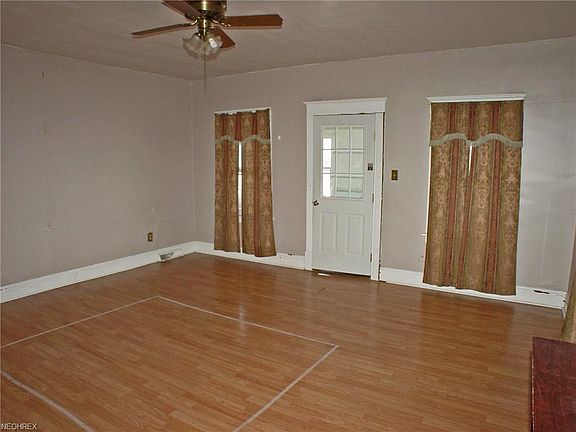2nd image of 572 Virginia Ave