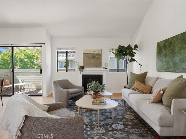 22133 Burbank Blvd Unit 5, Woodland Hills, CA 91367