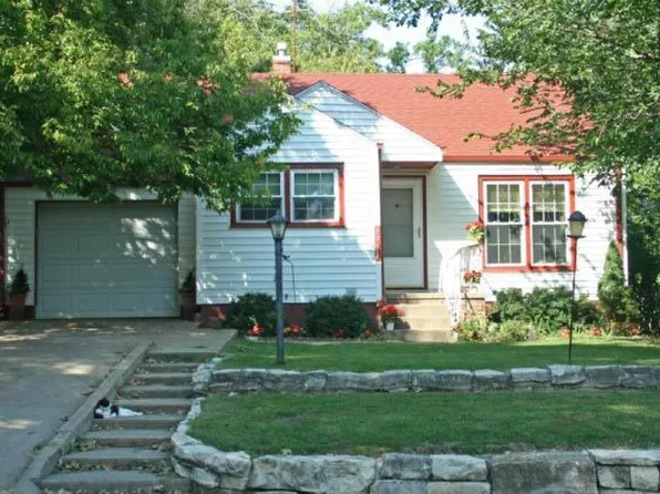 1716 Colorado St, Manhattan, KS 66502