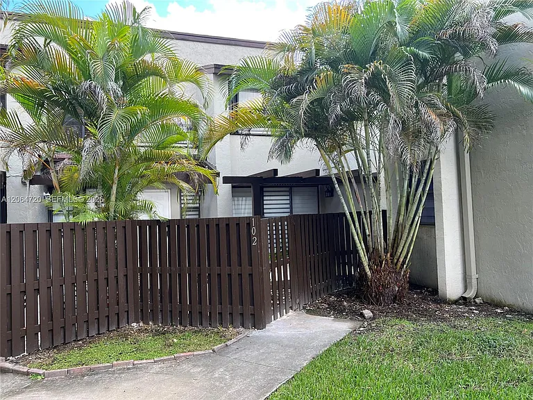 9990 NW 9th Street Cir #102 — Photo 4