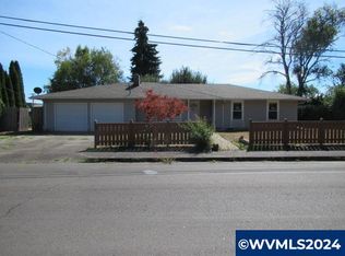 456 SW Chapman St, Sheridan, OR 97378