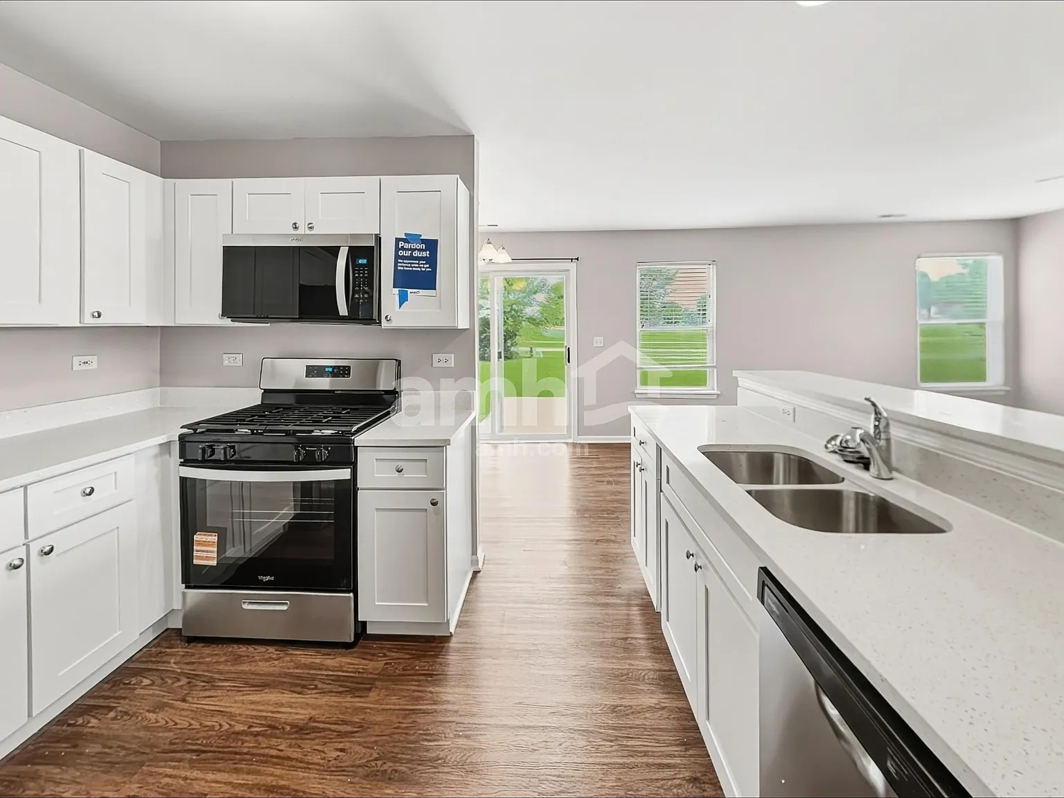 2 bed, 1.5 bath, 1414 sqft, $2,385 — Photo 4