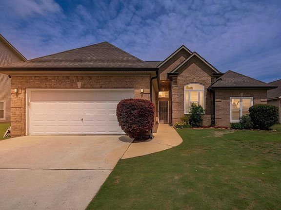 2nd image of 316 Stonecreek Cir