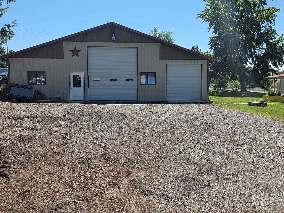 1st image of 702 Villard Ave