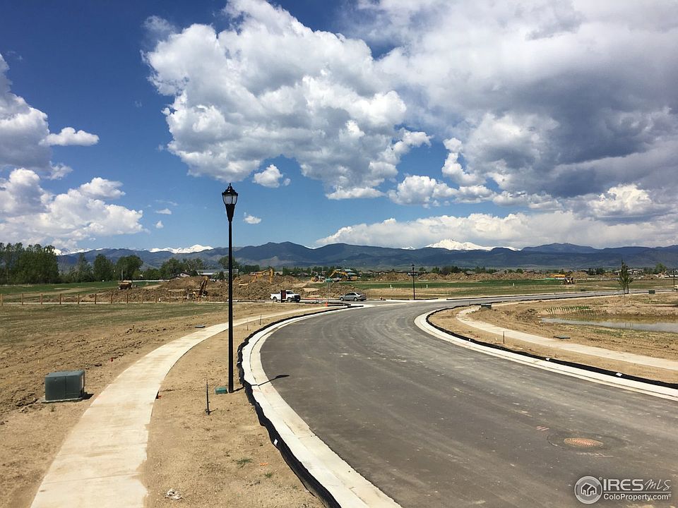 2nd image of 2413 Summerlin Ln