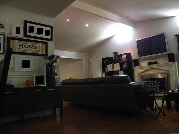 Vaulted ceilings in Living Room