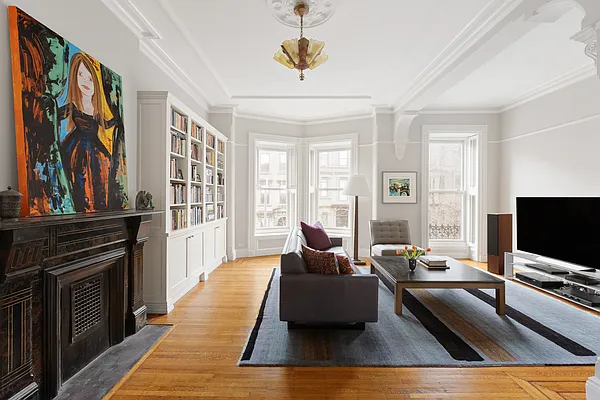 Sold by Compass | media 12