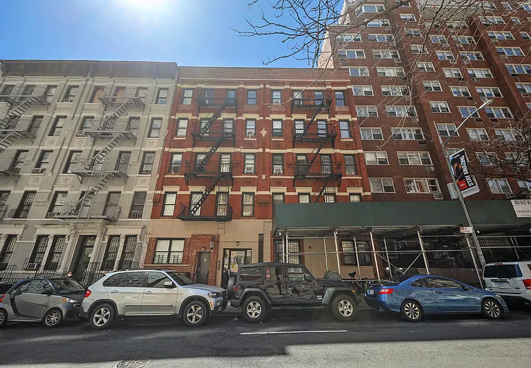 420 E 66th St #3-A — Photo 7
