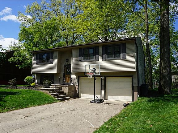 2nd image of 342 Bettie Ln