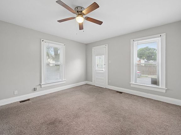 4th image of 15-17 John St #15