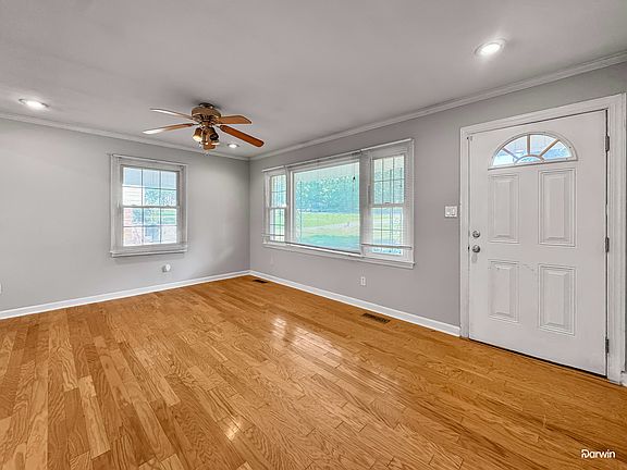 5th image of 610 Hopkins Rd