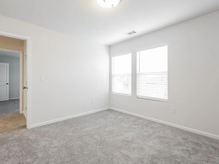 547 Springtime Ln — Photo 13