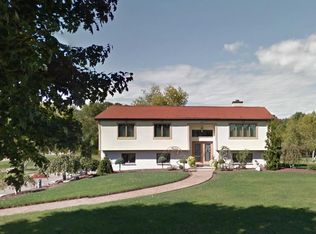 10 Radcliff Ln, Dartmouth, MA 02747