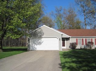 1859 Candlewood Dr, Avon, OH