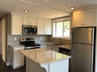 6817 SW Oak St #2, Portland, OR 97223