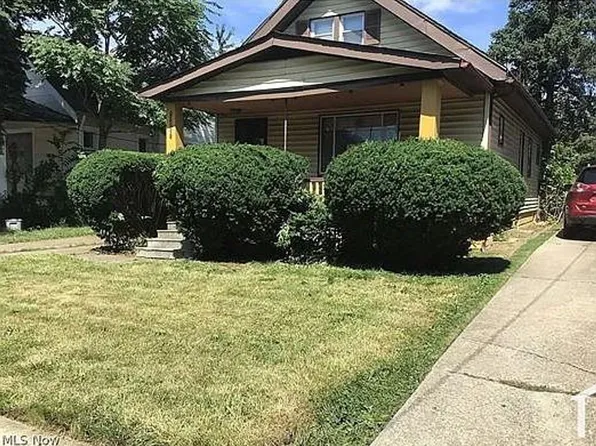 11801 Lenacrave Ave, Cleveland, OH 44105